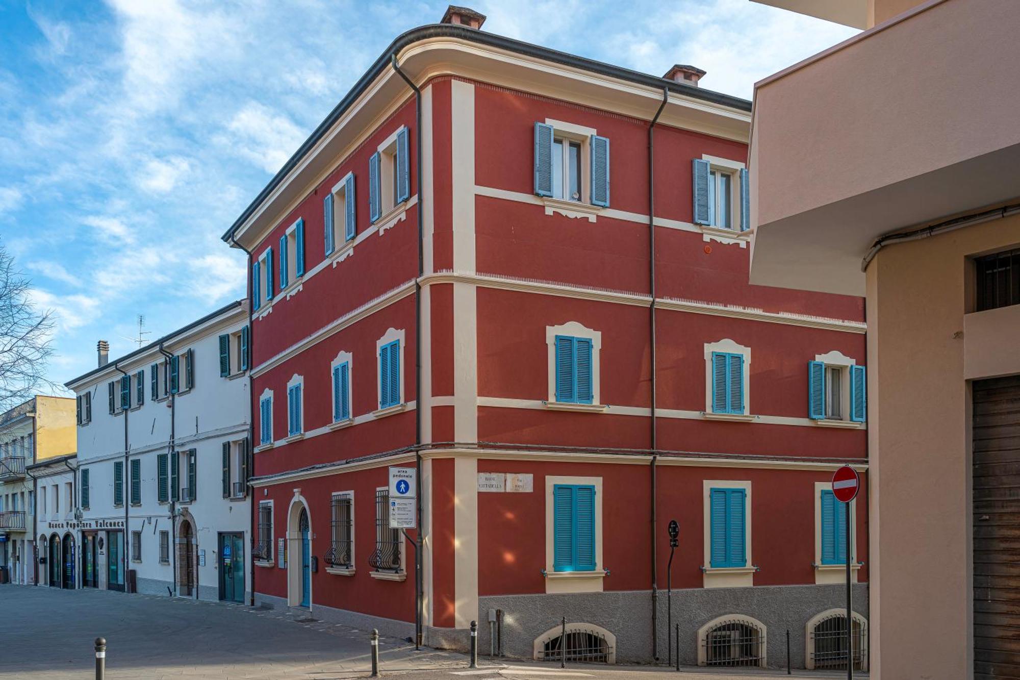 Lamalatestina Suite - Apartment In Front Of The Castle Rimini Exterior photo